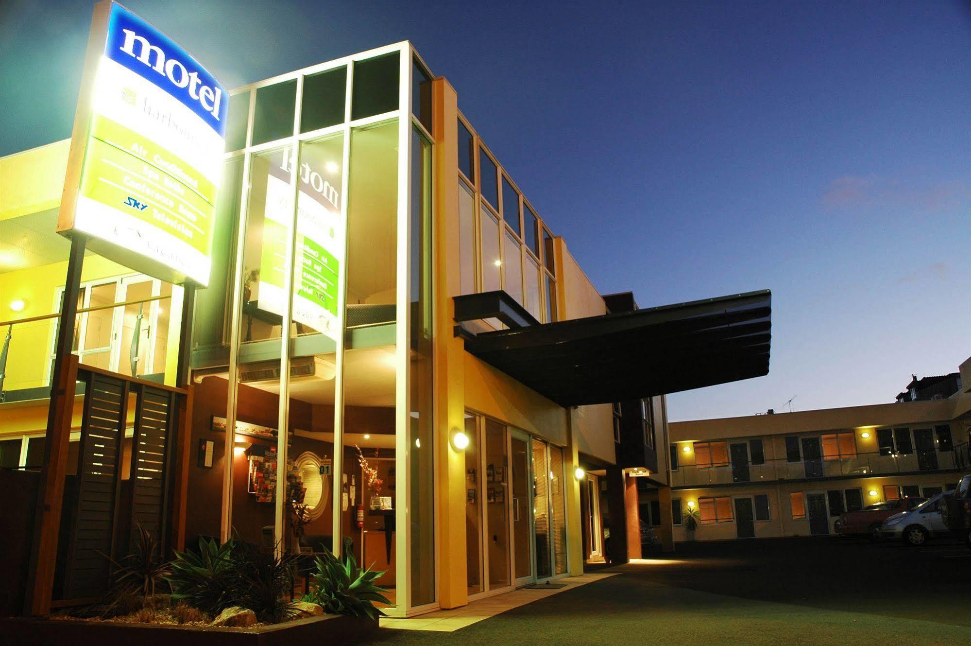טאורנגה Harbour City Motor Inn & Conference מראה חיצוני תמונה