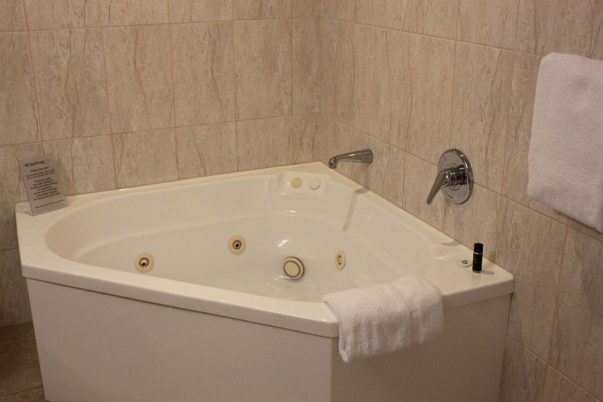 טאורנגה Harbour City Motor Inn & Conference מראה חיצוני תמונה