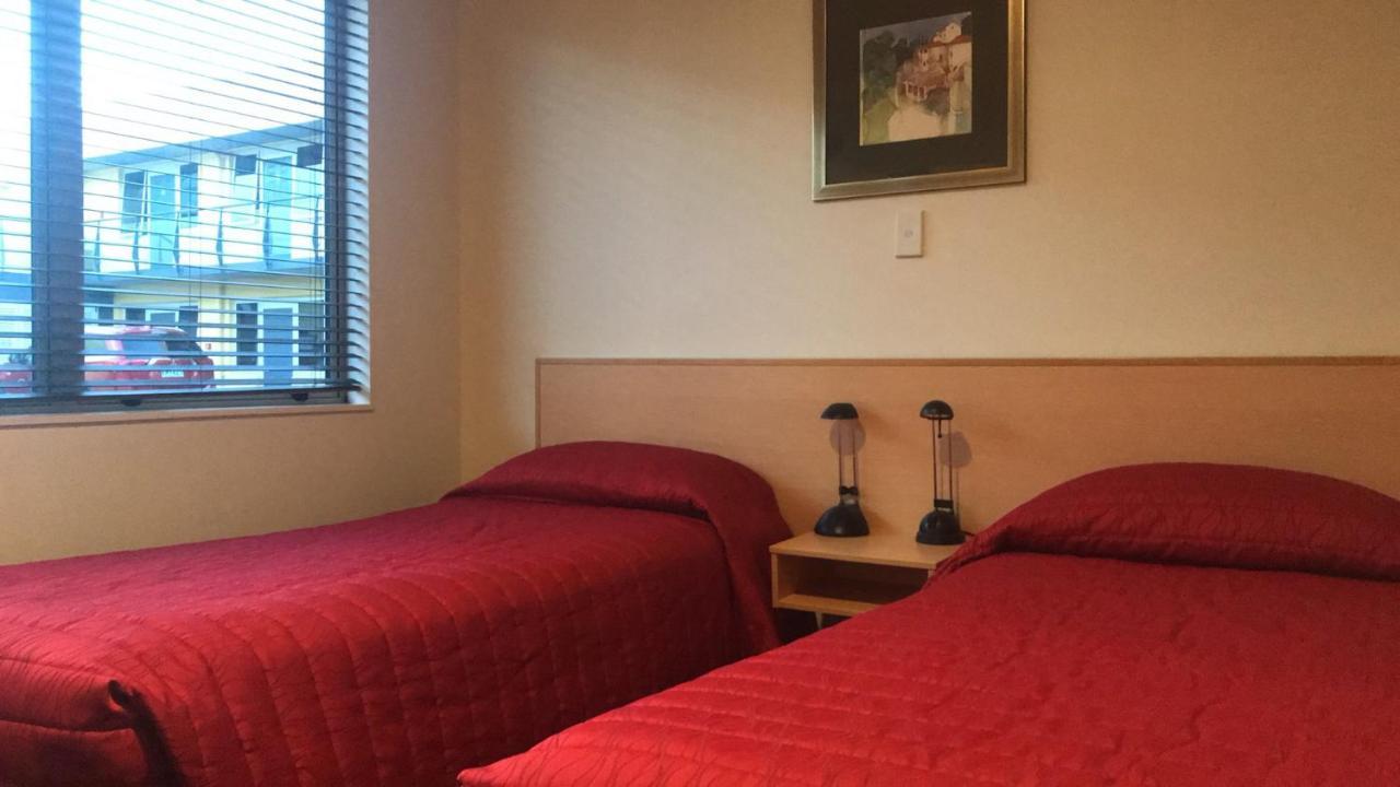 טאורנגה Harbour City Motor Inn & Conference מראה חיצוני תמונה